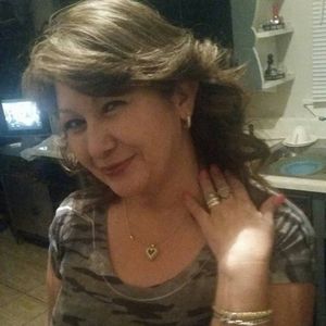 Meet your Posher, Gia